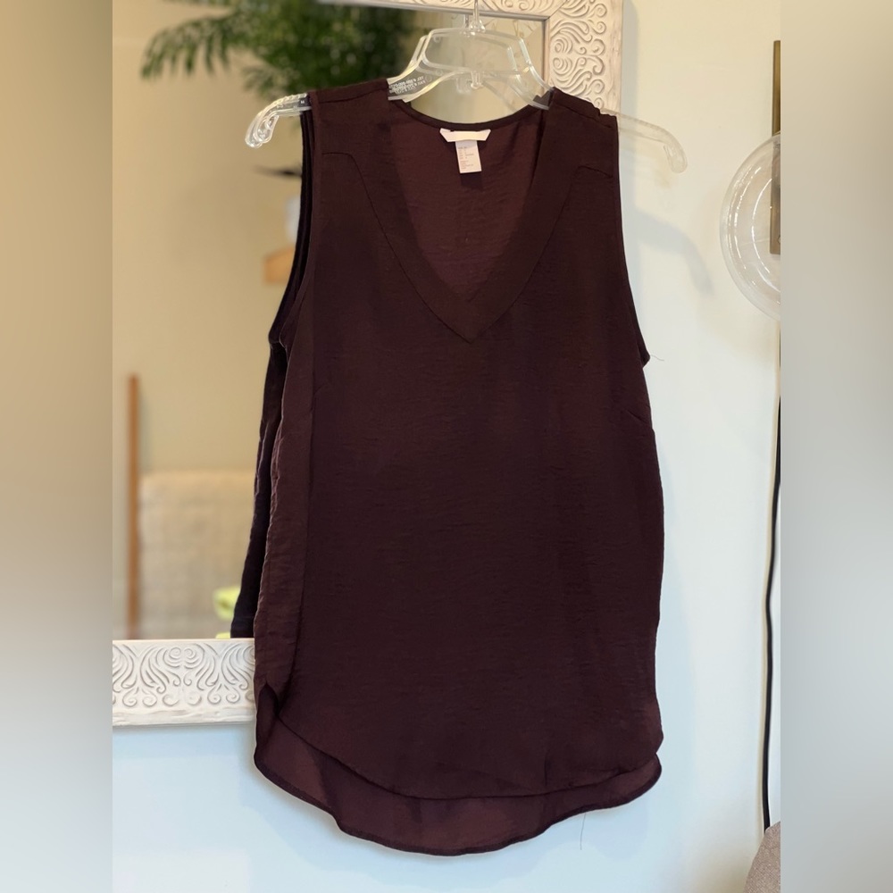 H&M Textured Deep Plum Sleeveless Blouse - Size 6